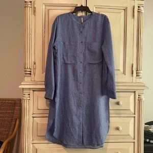 FREE PEOPLE BLUE AND WHITE SMALL CHECKED TUNIC  SIZE LARGE